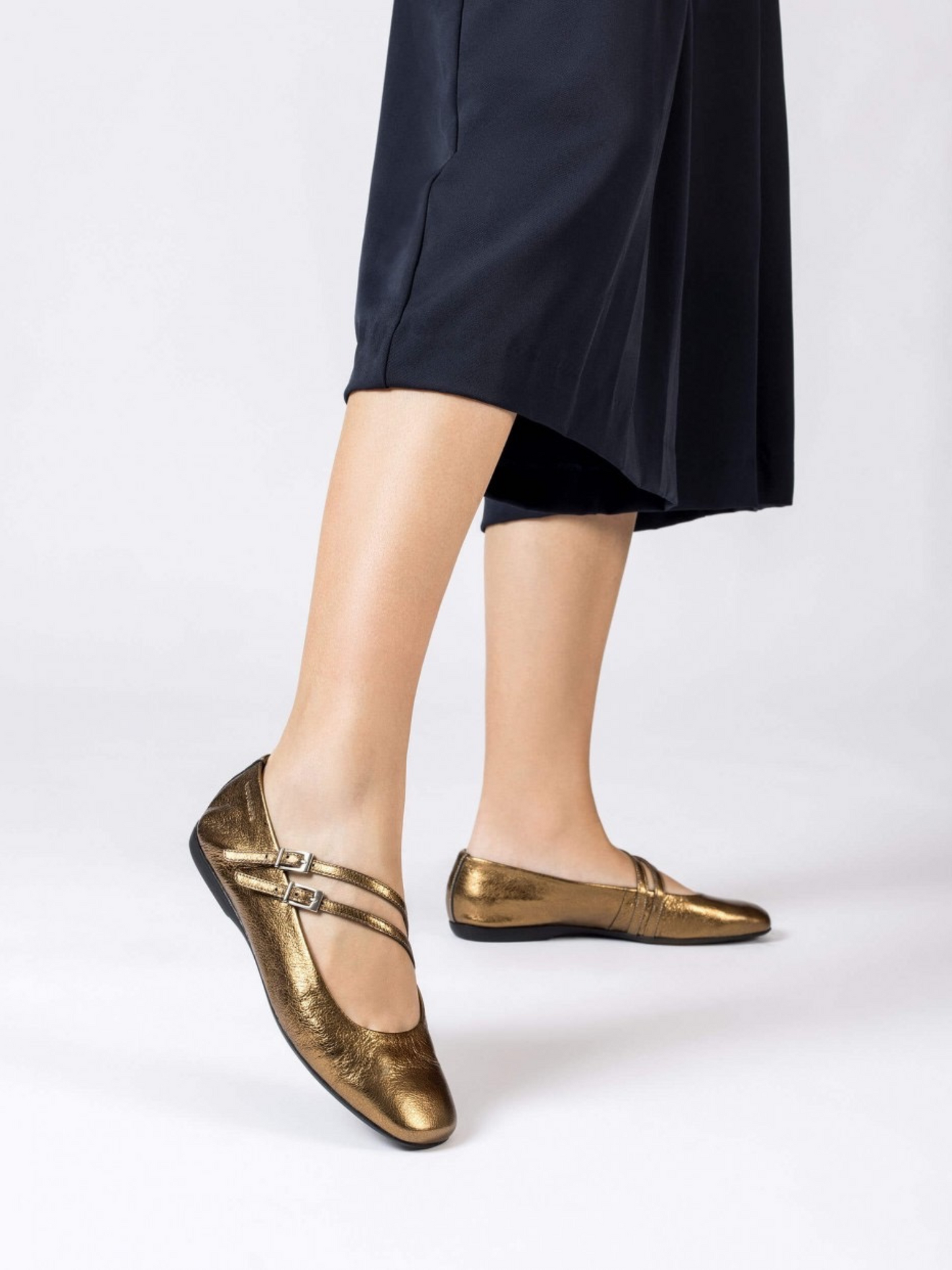 BAILARINA EIDER ORO