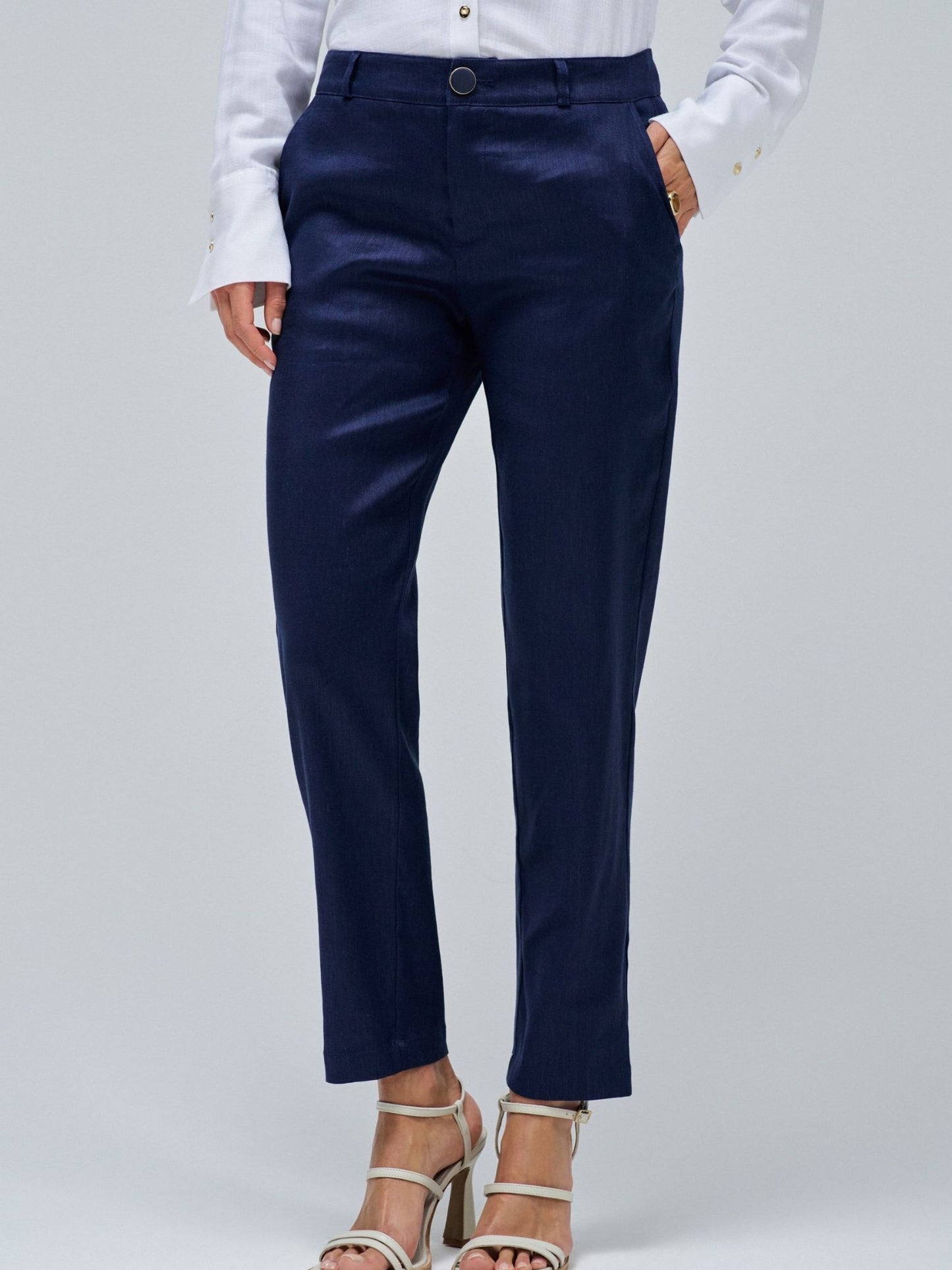 PANTALÓN CHINO DE LINO AZUL MARINO