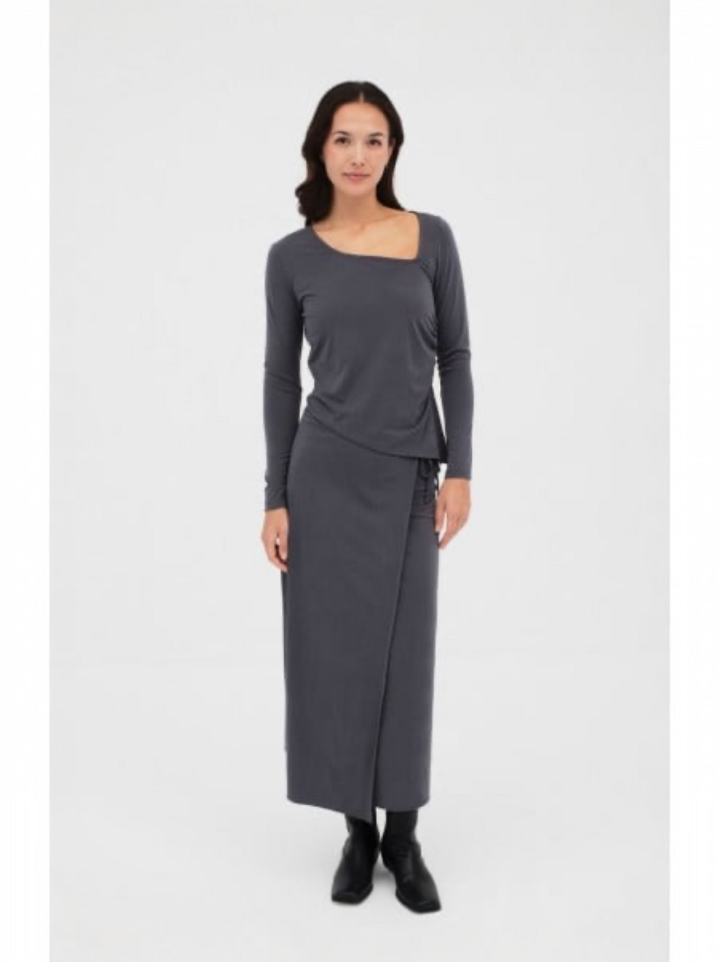 CAMISETA STATEN GRIS