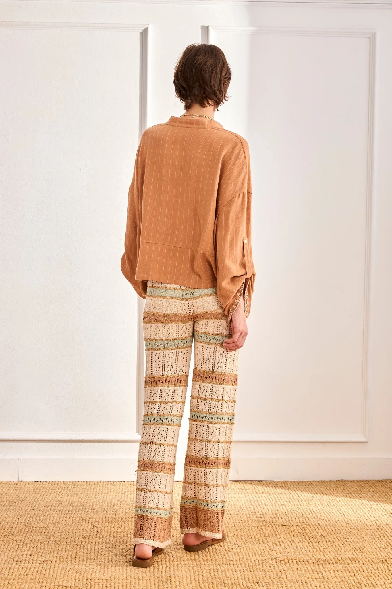 BLUSA OVERSIZED LINO MAO RAYA DIPLOMÁTICA TOT CAMEL