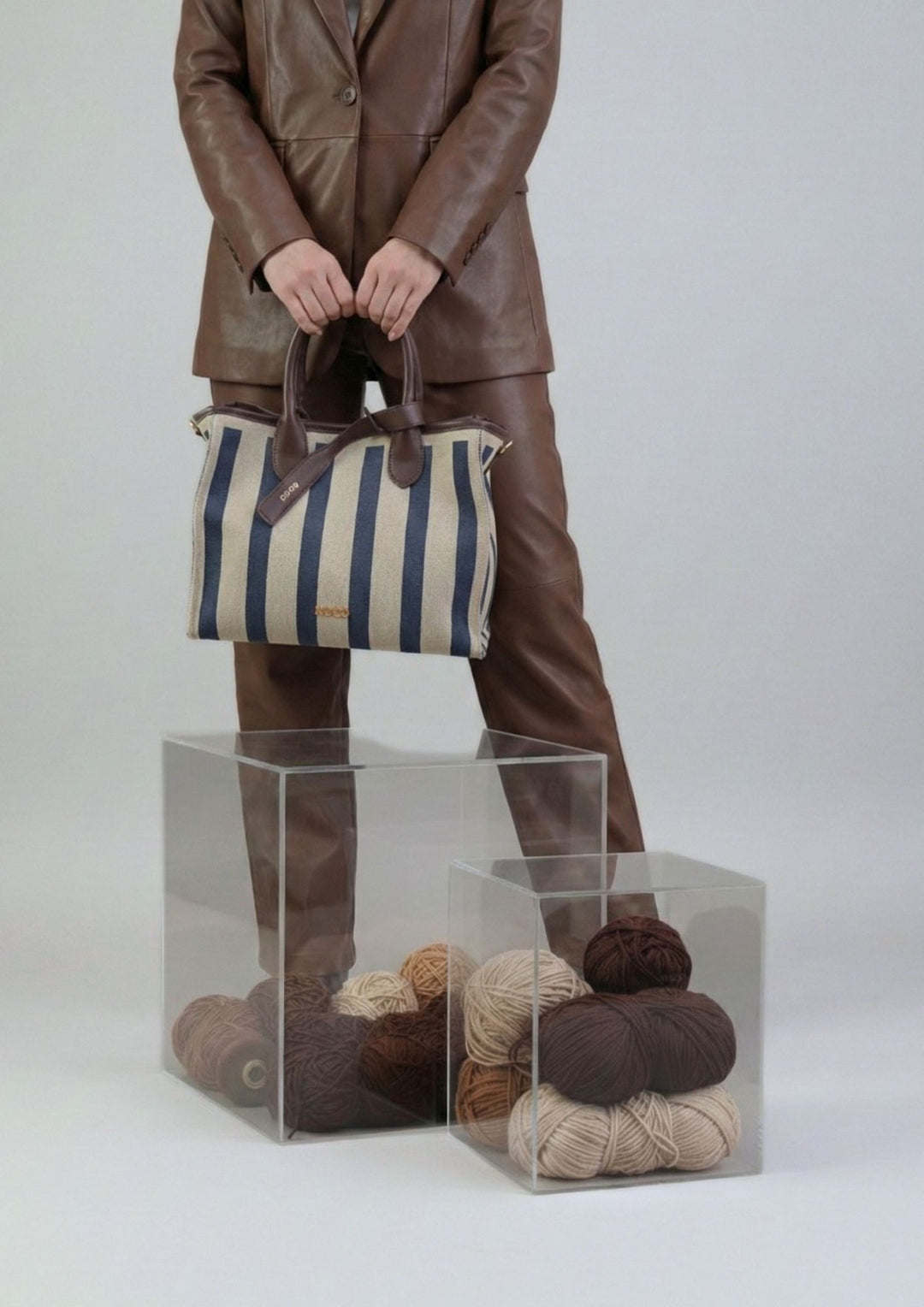 BOLSO TOTE KNIT RAYAS AZUL