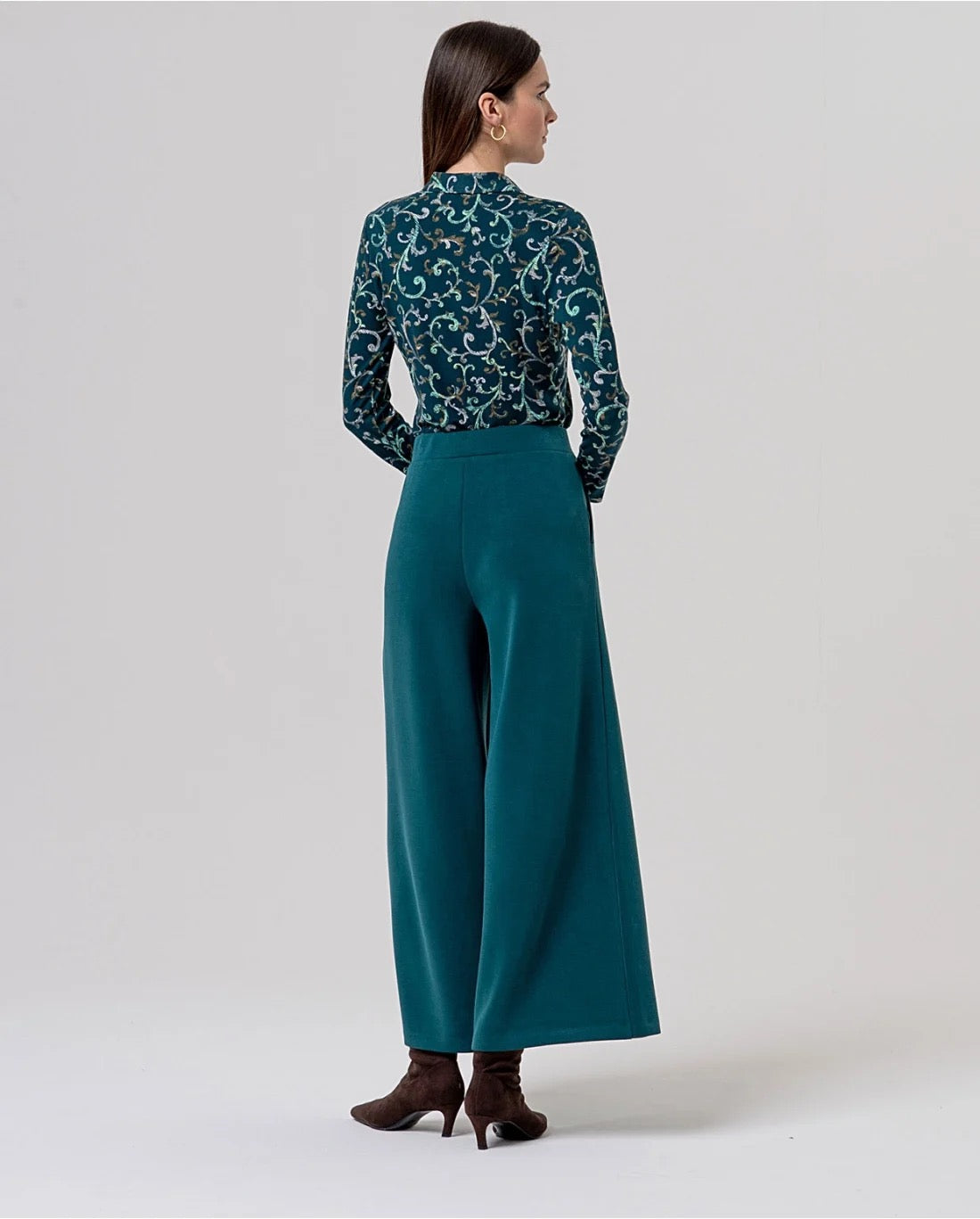 PANTALÓN ANCHO DE PUNTO DE MODAL VERDE BOTELLA