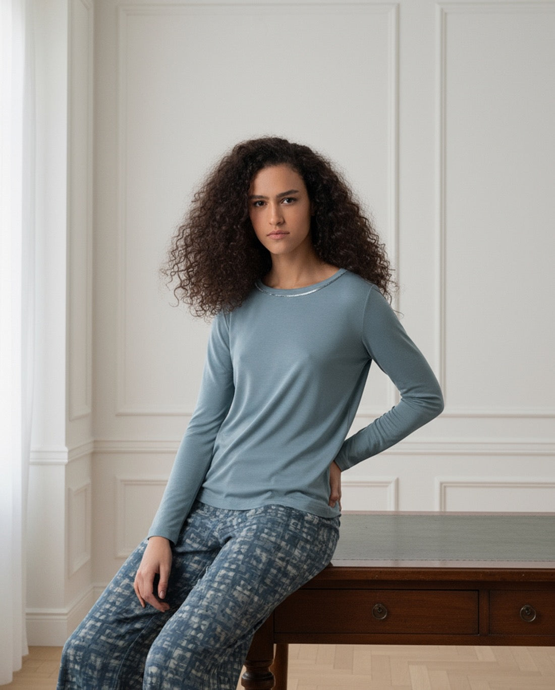 CAMISETA CUELLO REDONDO BAMBU AZUL CELESTE