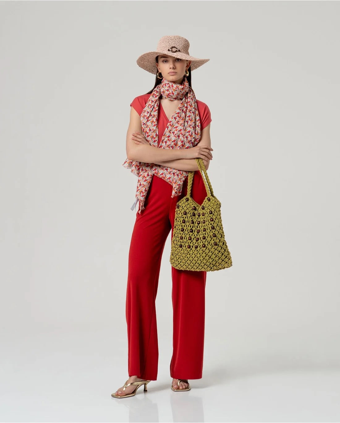 PANTALÓN RECTO CON CINTURA ELÁSTICA ROJO