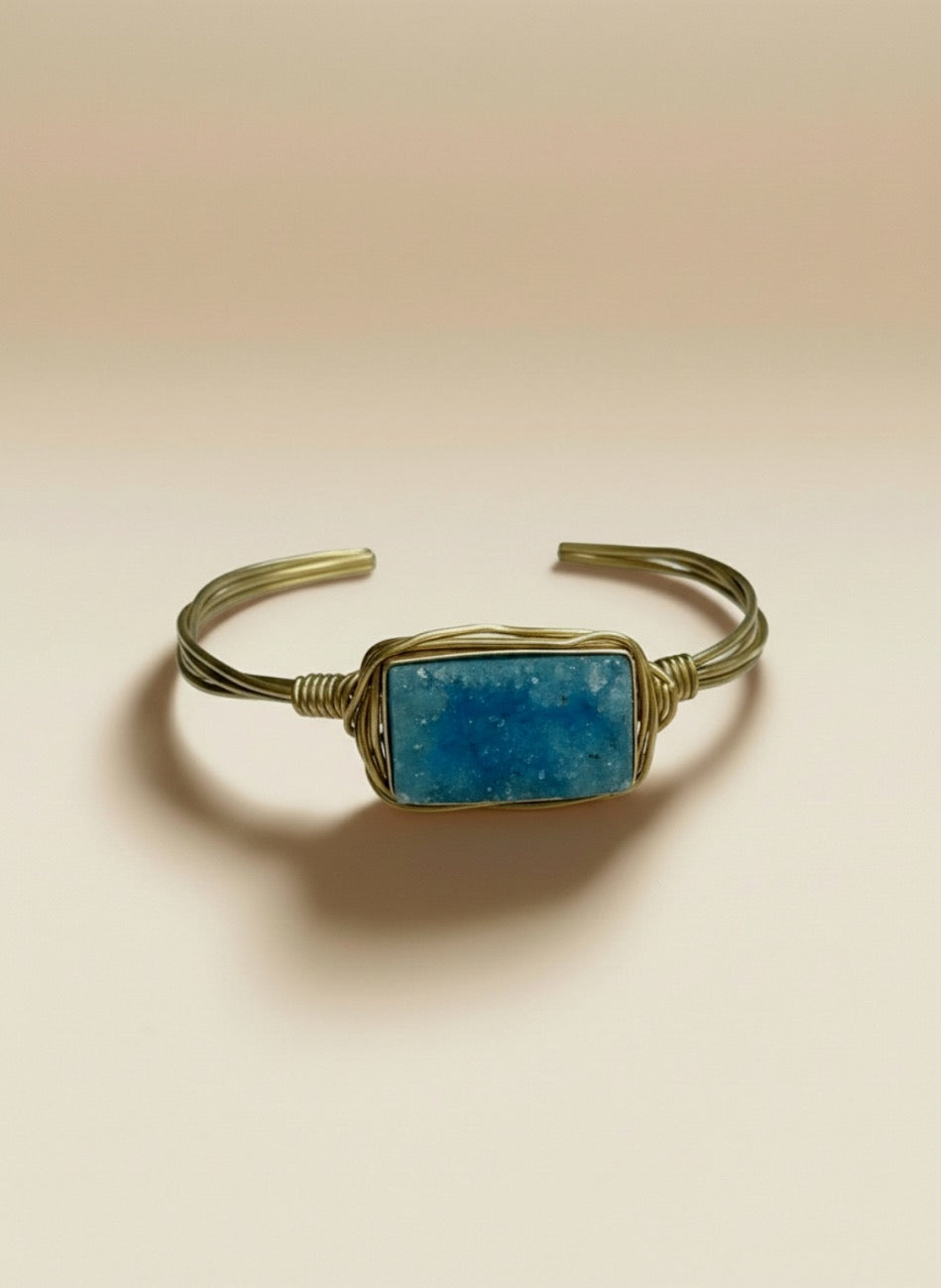 PULSERA PIEDRA DRUSA HILOS DE ORO AZUL TURQUESA