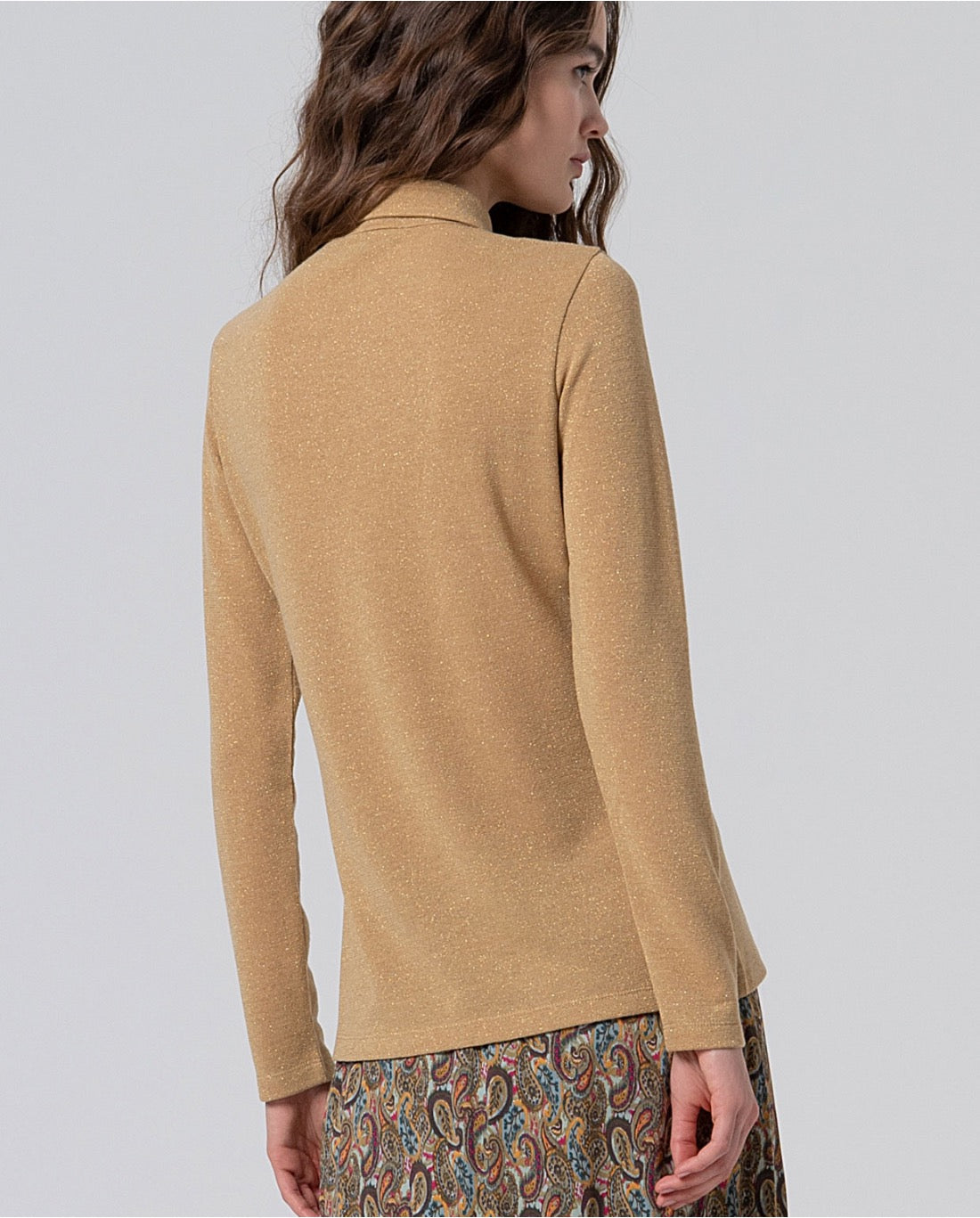 CAMISA ELÁSTICA DE LUREX ORO