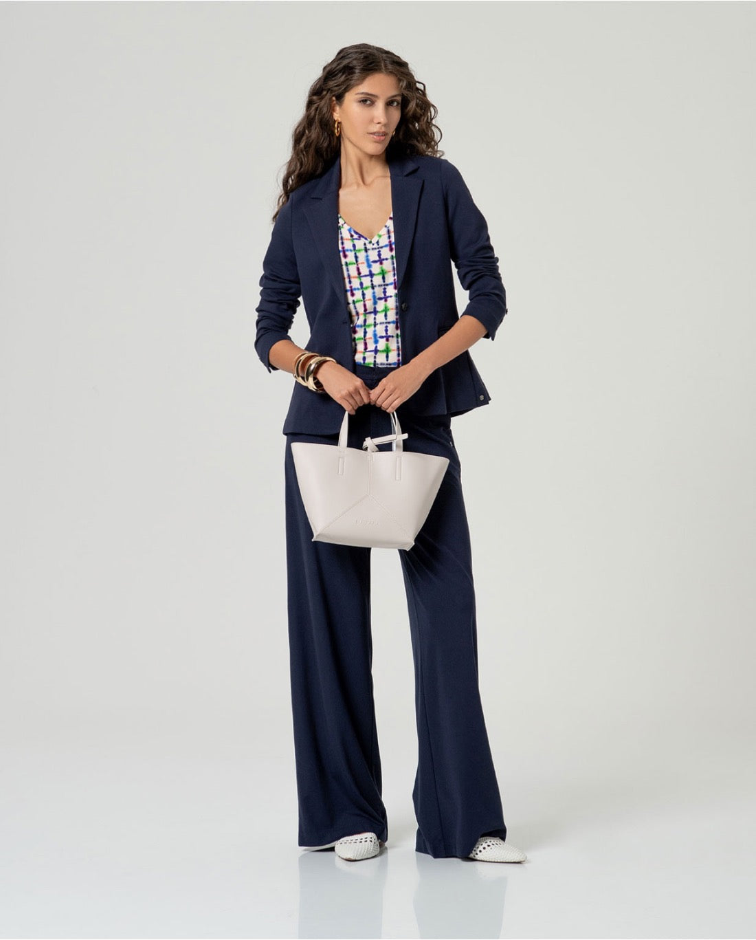 PANTALÓN RECTO CON CINTURA ELÁSTICA MARINO