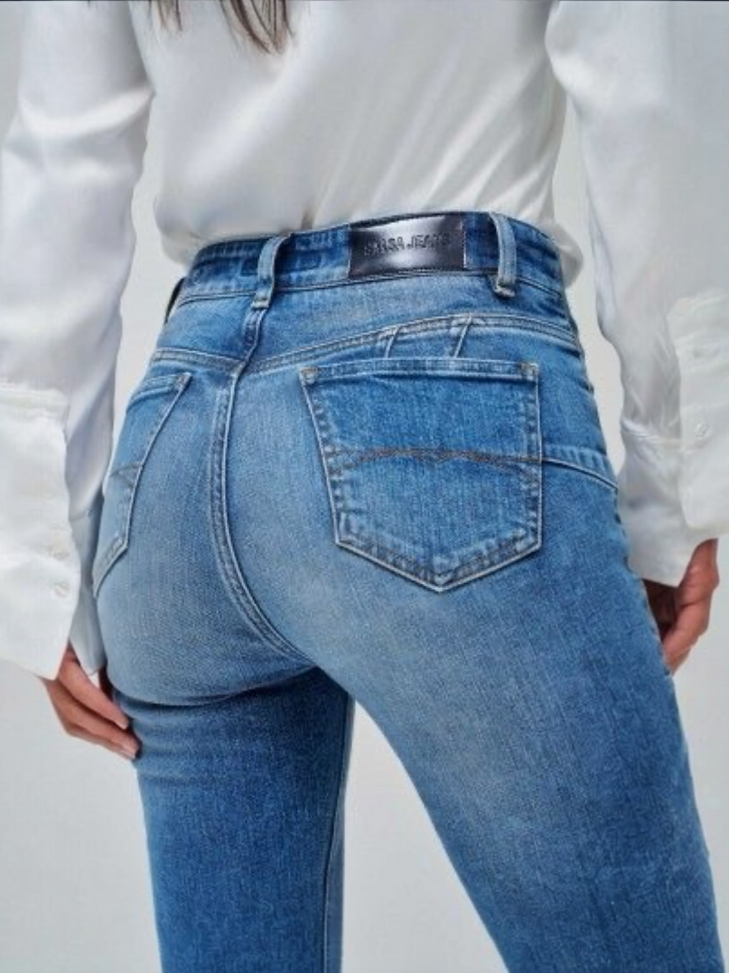 VAQUEROS DESTINY PUSH UP CROPPED SKINNY