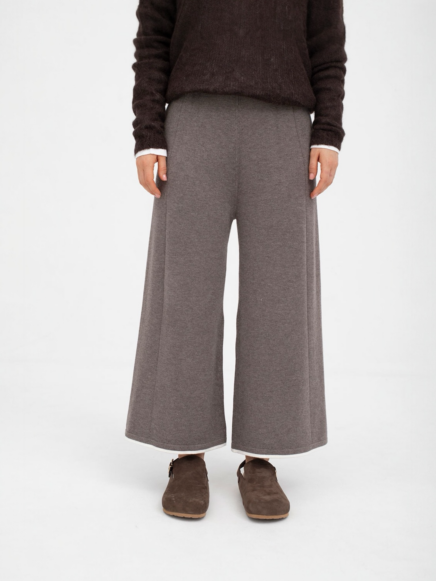 PANTALÓN NAKA MARRÓN