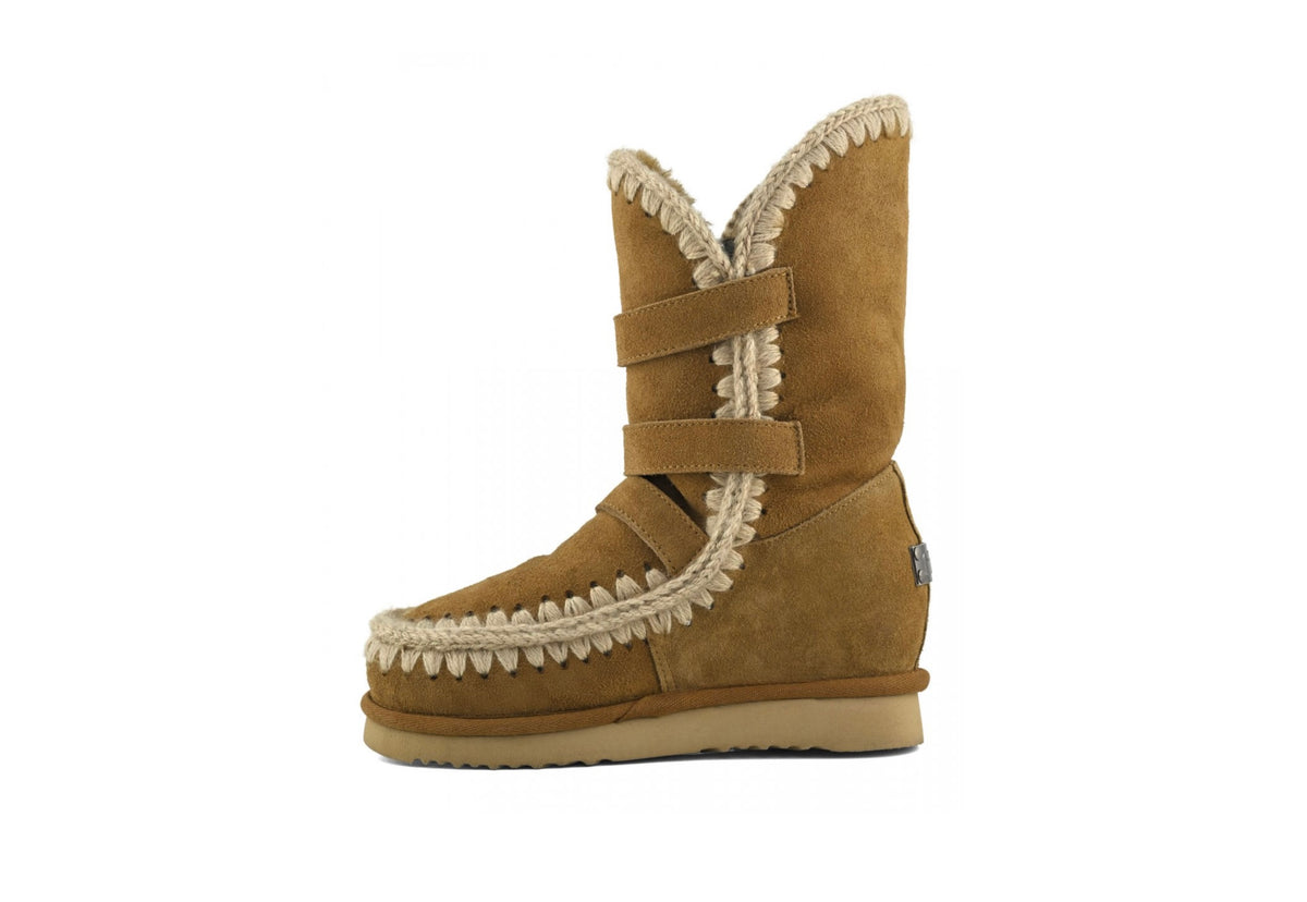 INNER WEDGE TALL BUCKLE STRAPS COGNAC