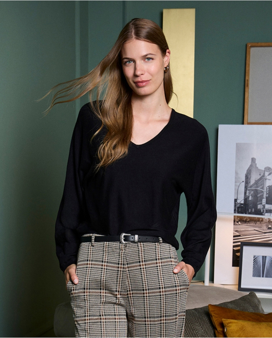 JERSEY ANCHO DE MANGA JAPONESA NEGRO