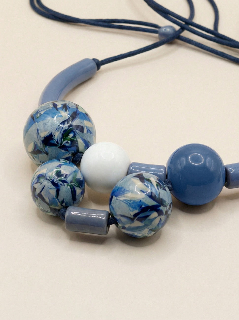 COLLAR BOLAS GRANDES PRINT AZUL CELESTE