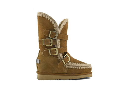 INNER WEDGE TALL BUCKLE STRAPS COGNAC