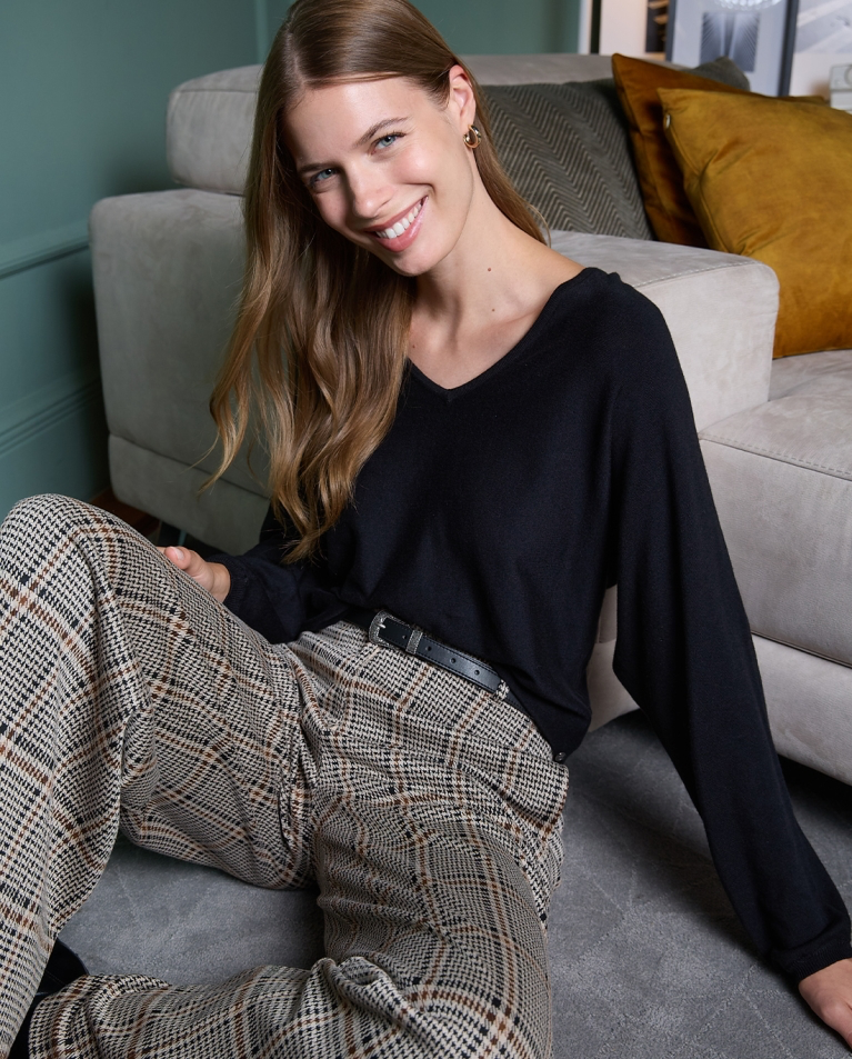 JERSEY ANCHO DE MANGA JAPONESA NEGRO