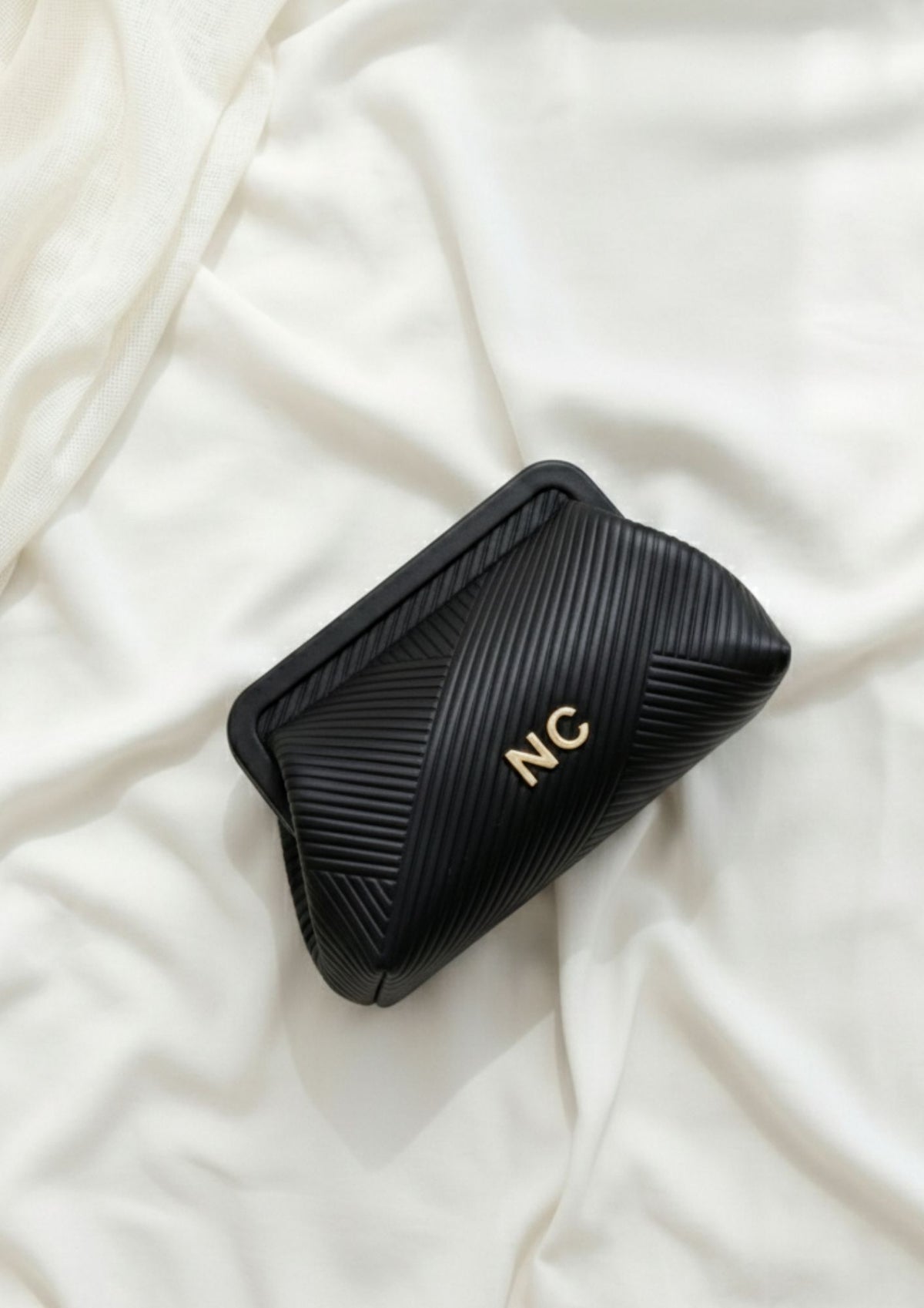 BOLSO DE MANO CLUTCH BOQUILLA PLISADO NEGRO