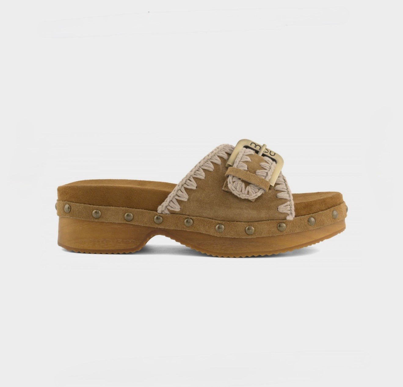 ZUECO LOW HEEL WOOD WITH BUCKLE COÑAC