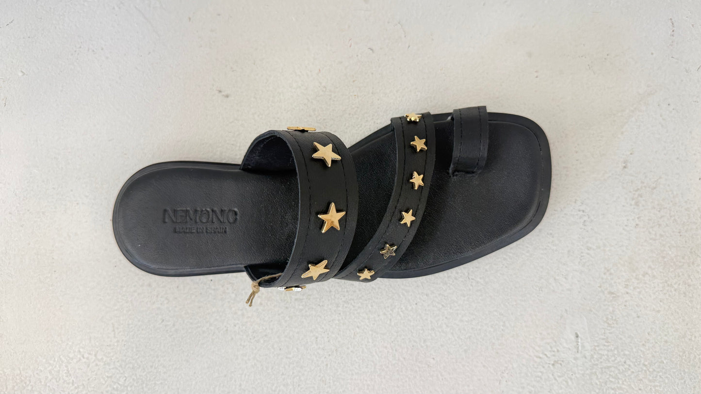 SANDALIAS DE DEDO DE PIEL ESTRELLAS NEGRO