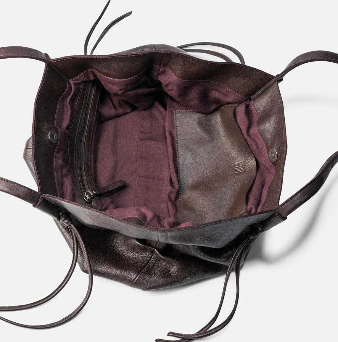 BOLSO DE HOMBRO BRUMLEY DE PIEL BERENJENA