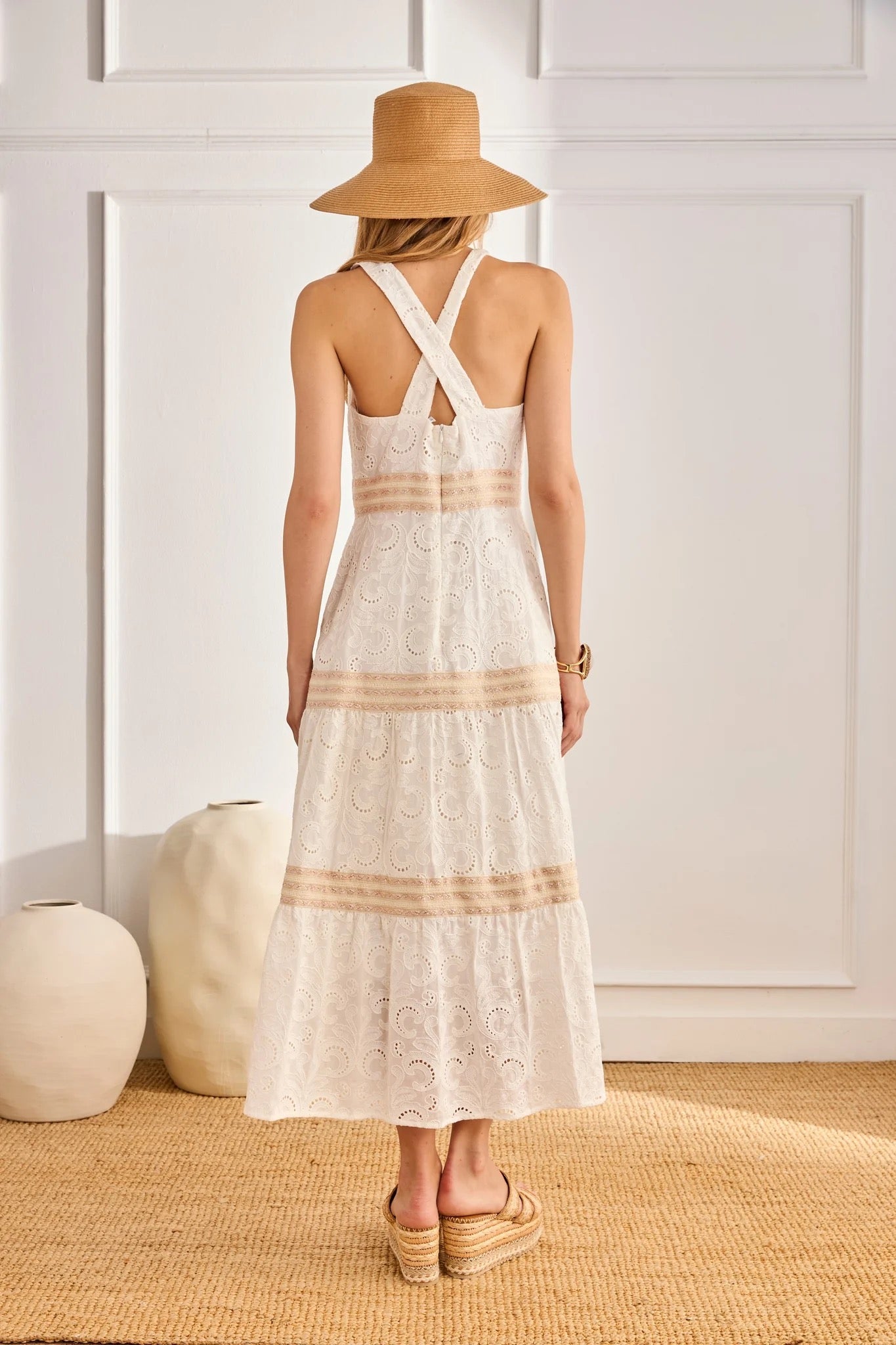 VESTIDO PAISLEY BORDADOS Y CALADOS BLANCO