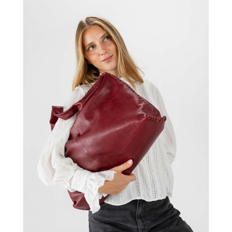 BOLSO DE HOMBRO STOCKTON DE PIEL FRAMBUESA