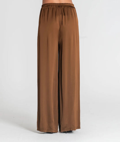 PANTALÓN SATINADO CARAMELO