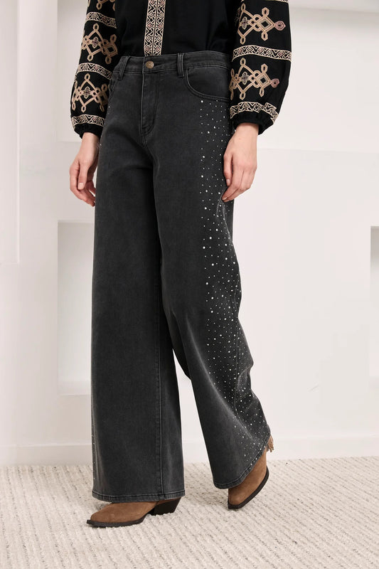 JEANS TACHUELAS LATERALES NEGRO