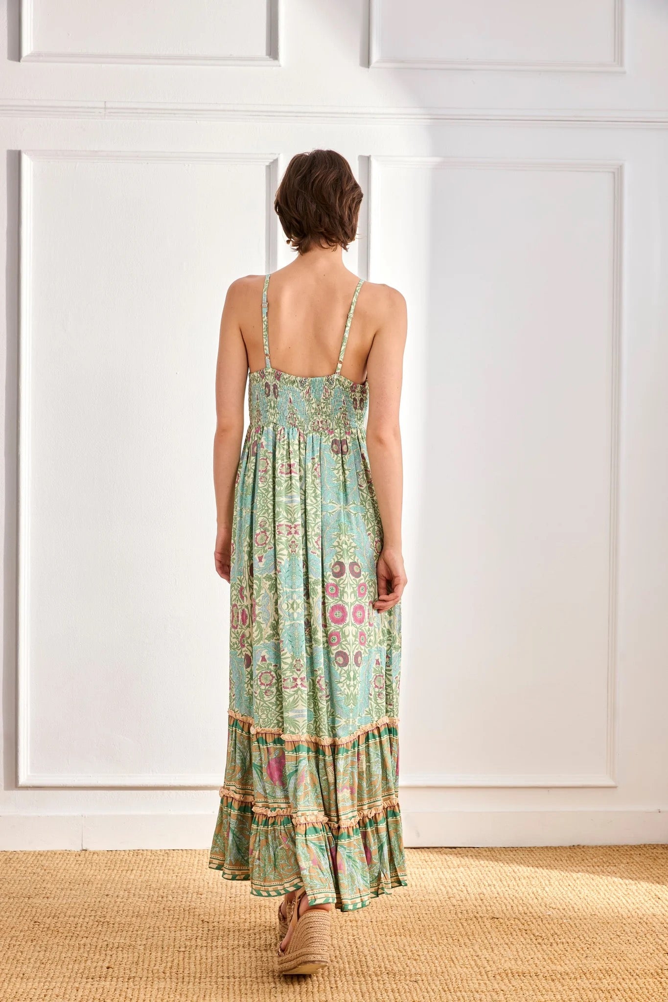 VESTIDO FLORES DETALLE LENTEJUELAS AZUL