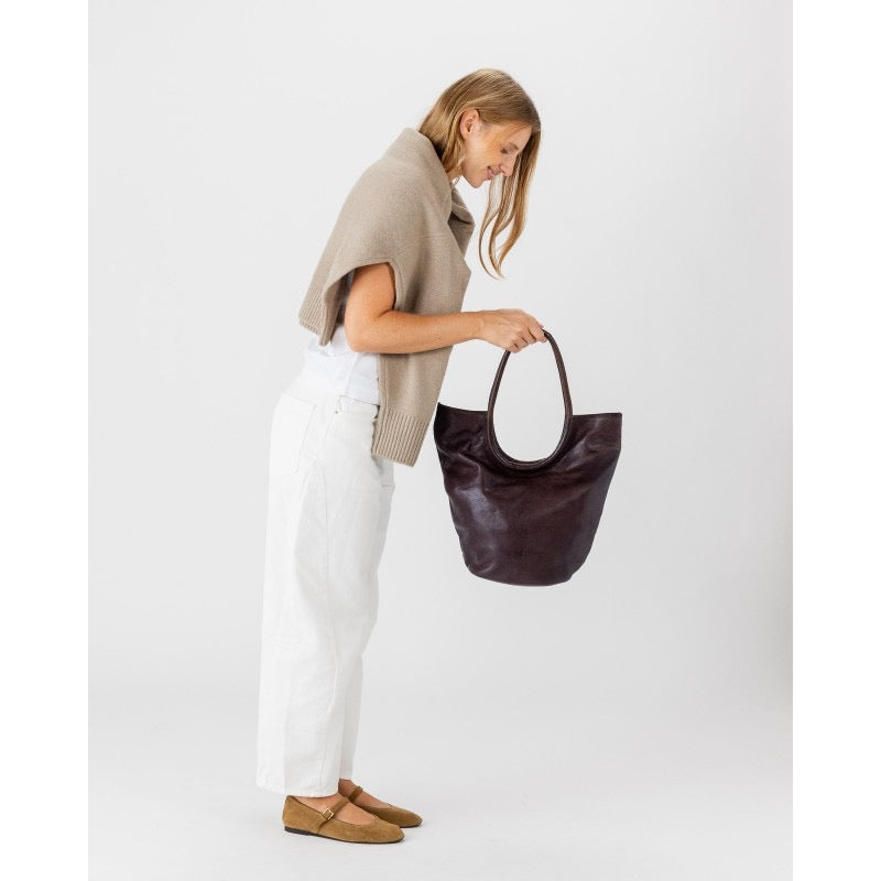 BOLSO DE HOMBRO MARRIOTT DE PIEL MARRÓN OSCURO