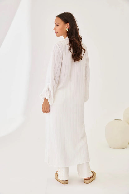 BLUSÓN MAO LARGO MAXI PLISADOS BLANCO