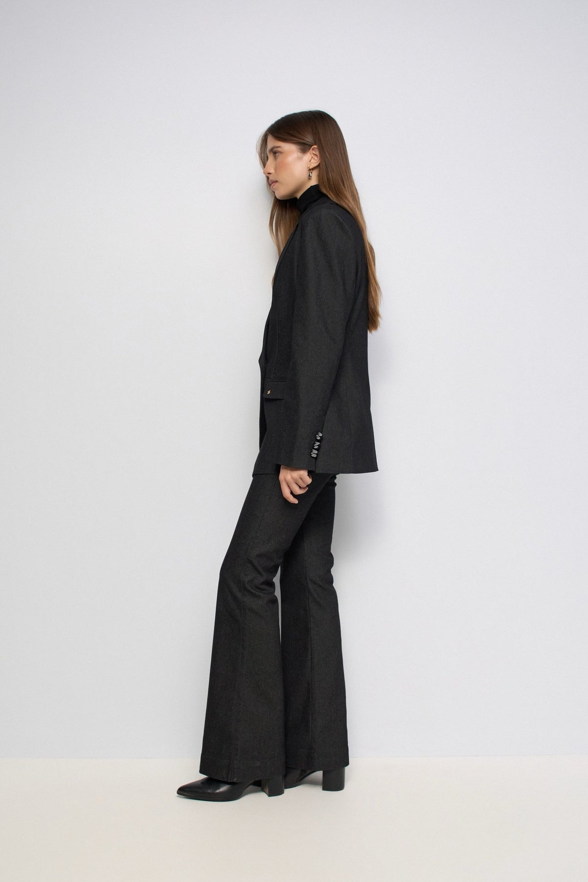 BLAZER DE DENIM NEGRO