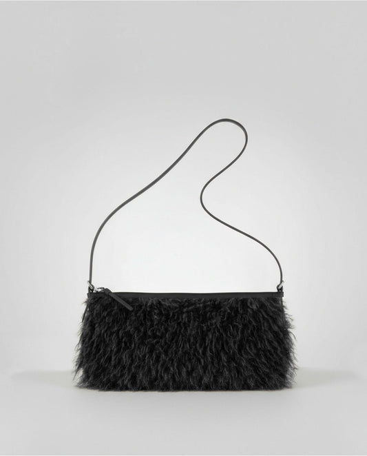 BOLSO BAGUETTE DE PELO NEGRO