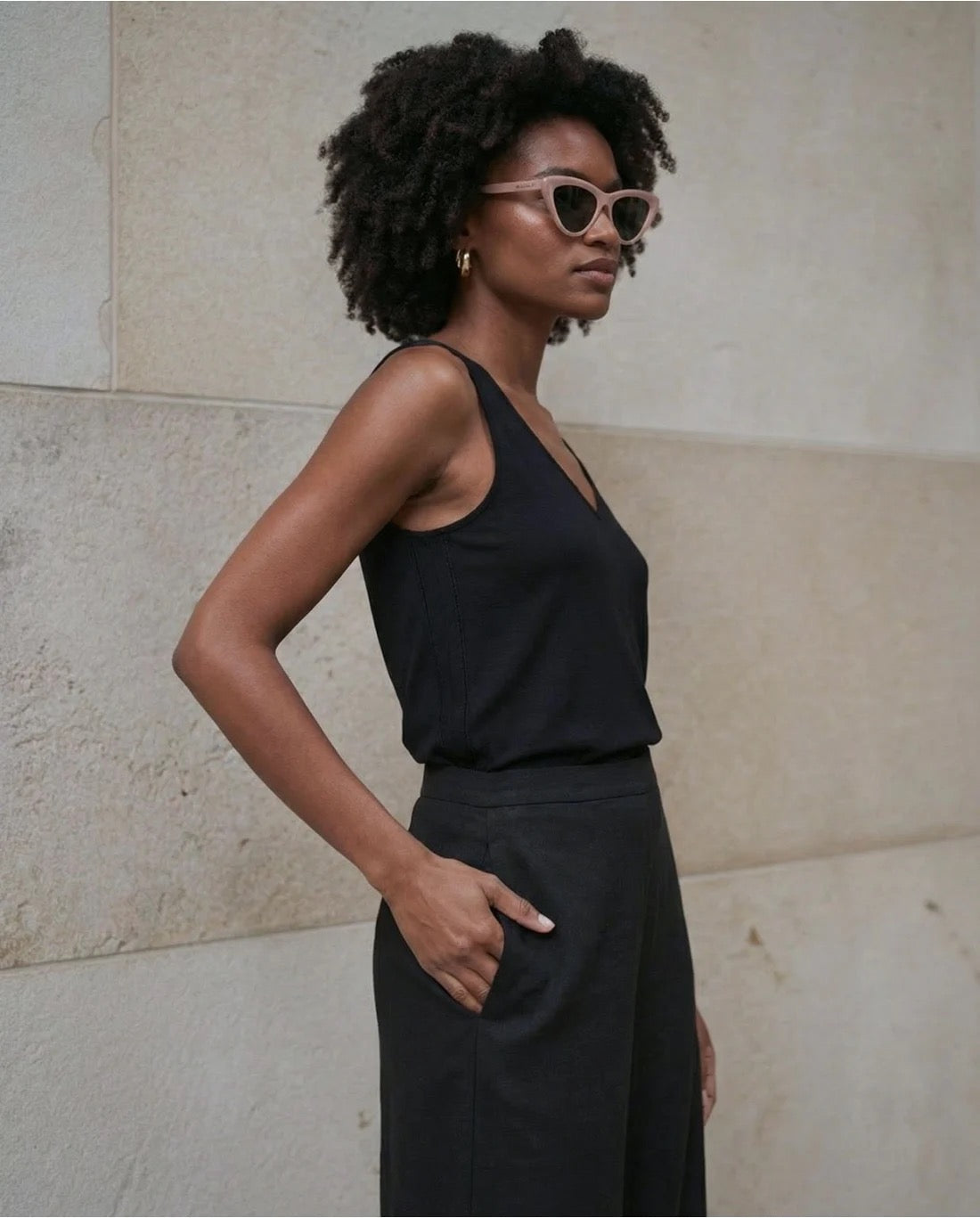 TOP TIRANTES ESCOTE PICO BAMBÚ NEGRO