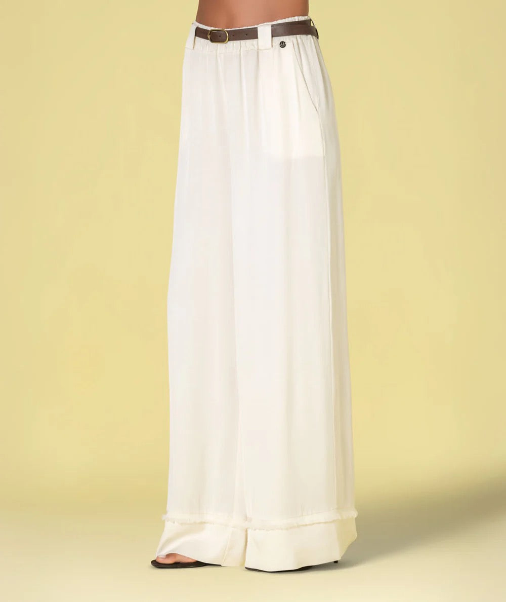 PANTALÓN CON CINTURÓN CRUDO