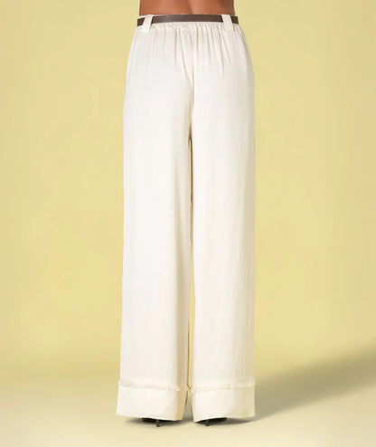 PANTALÓN CON CINTURÓN CRUDO