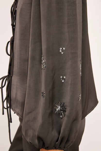 BLUSA SEDOSA LAZOS LENTEJUELAS GRIS