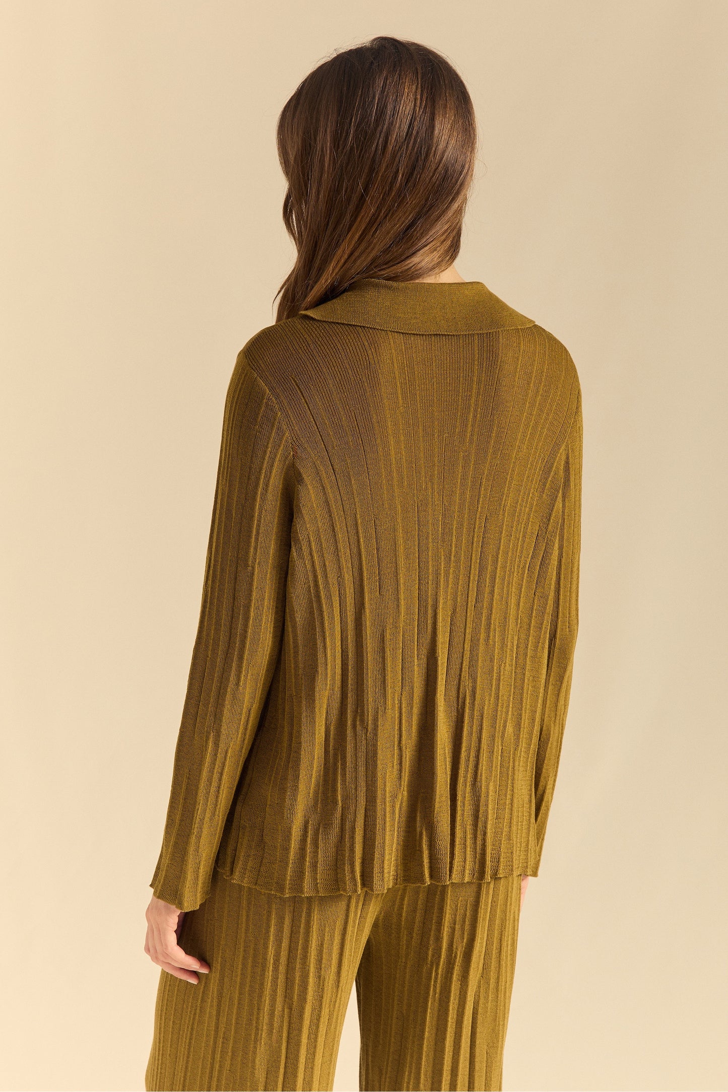 CHAQUETA EFECTO CRINKLE MUSGO