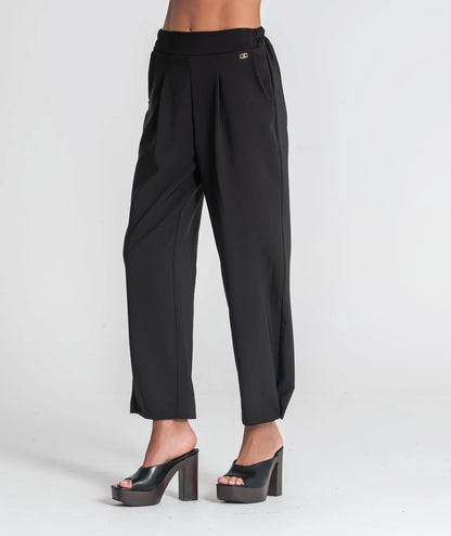 PANTALÓN BOTÓN TOBILLO NEGRO