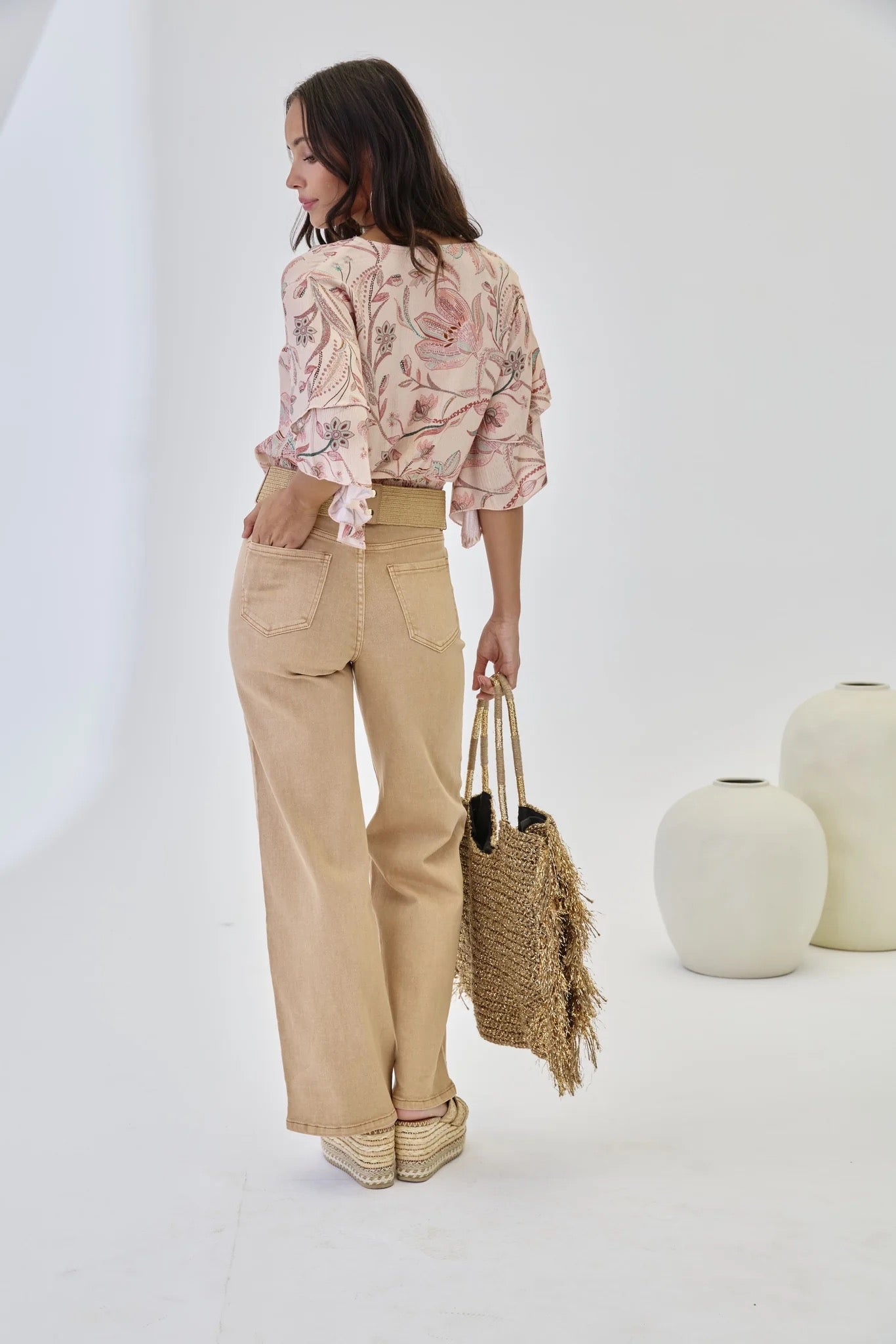 JEANS FILIGRANA HOJAS BORDADAS CAMEL