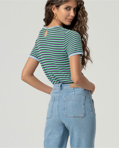 PANTALÓN VAQUERO RECTO CON BOLSILLOS PARCHE AZUL CLARO
