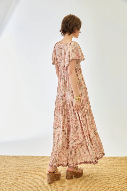 VESTIDO BORDADOS MANGAS VOLANTE ROSA