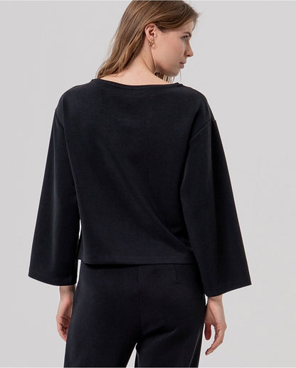 CAMISETA ANCHA DE PUNTO ANCHA CON ESCOTE BARCA NEGRO