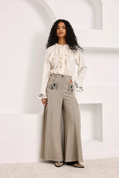 BLUSA VOLANTES PUÑOS JOYA IVORY