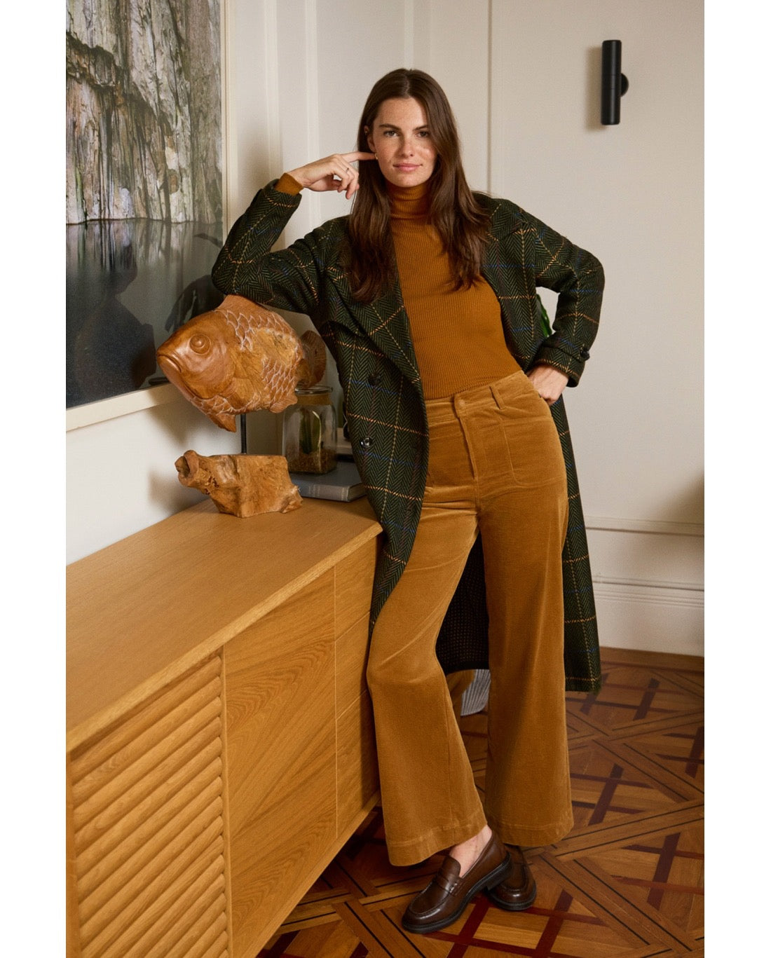 JERSEY DE CANALÉ CON CUELLO ALTO OCRE