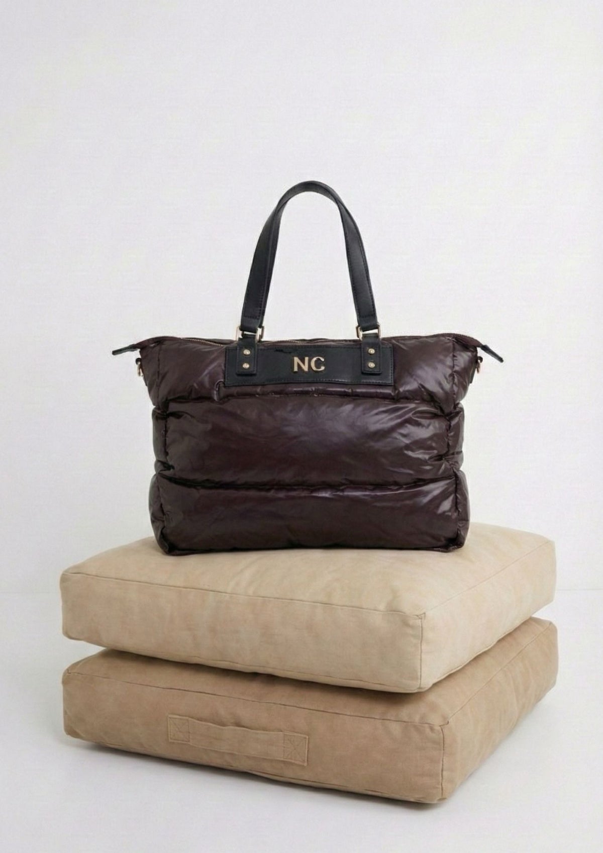 BOLSO SHOPPER PUFFY ULTRALIGERO GRANATE
