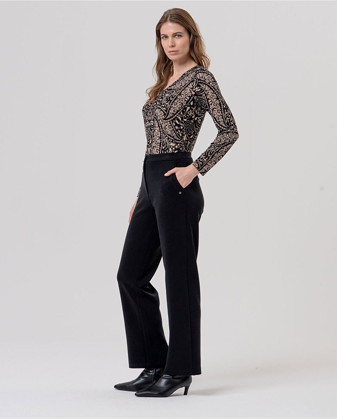 PANTALÓN RECTO DE PUNTO DE MODAL NEGRO