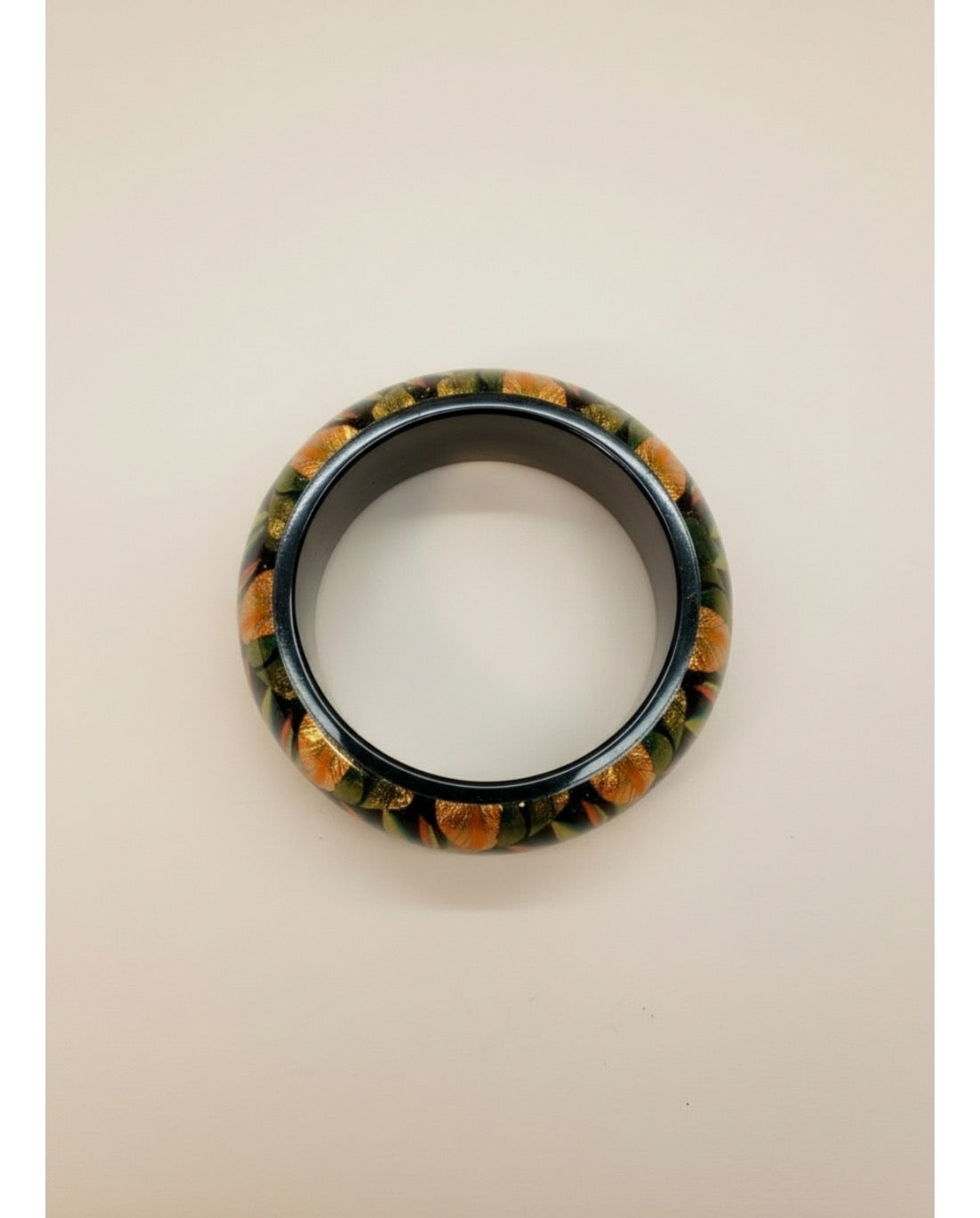 PULSERA CON MOTIVO DE HOJAS