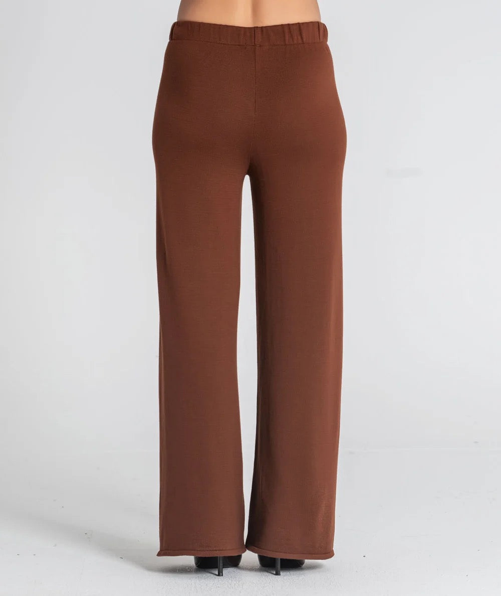 PANTALÓN DE PUNTO CARAMELO