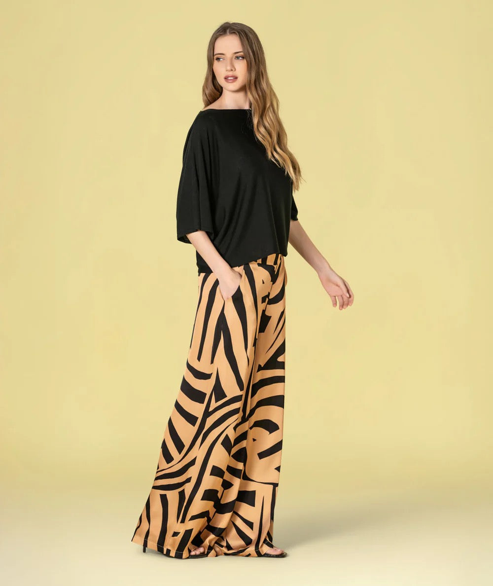 PANTALONES CON ESTAMPADO GEOMÉTRICO