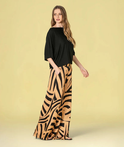 PANTALONES CON ESTAMPADO GEOMÉTRICO