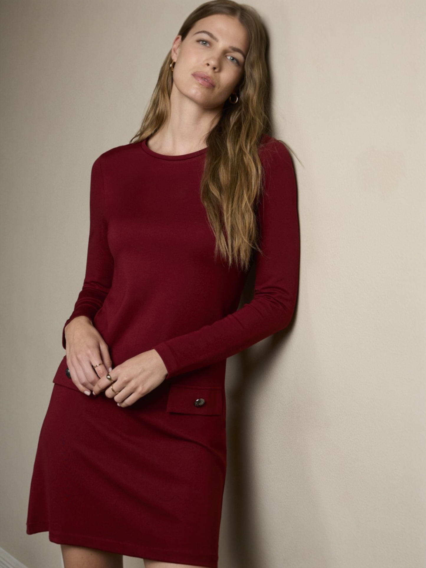 VESTIDO CORTO Y RECTO EVASÉ ROJO INGLÉS